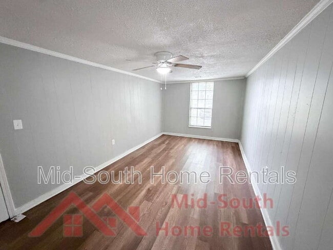 Building Photo - 4627 Crystal Springs Dr
