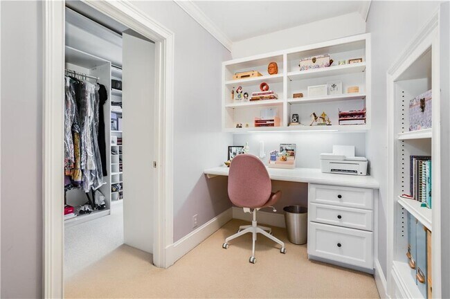 Building Photo - 4224 E Conway Dr NW