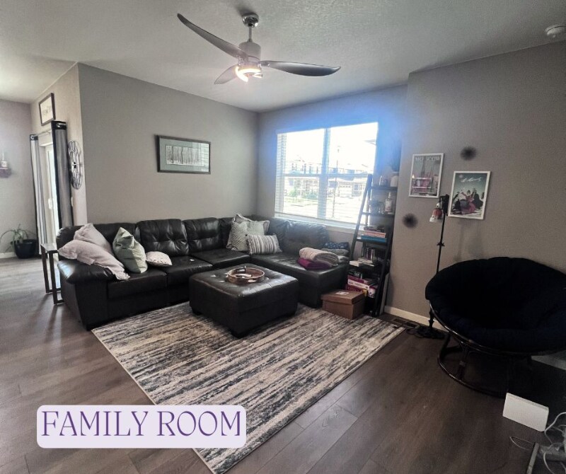 Building Photo - 4202 Fox Grove Dr