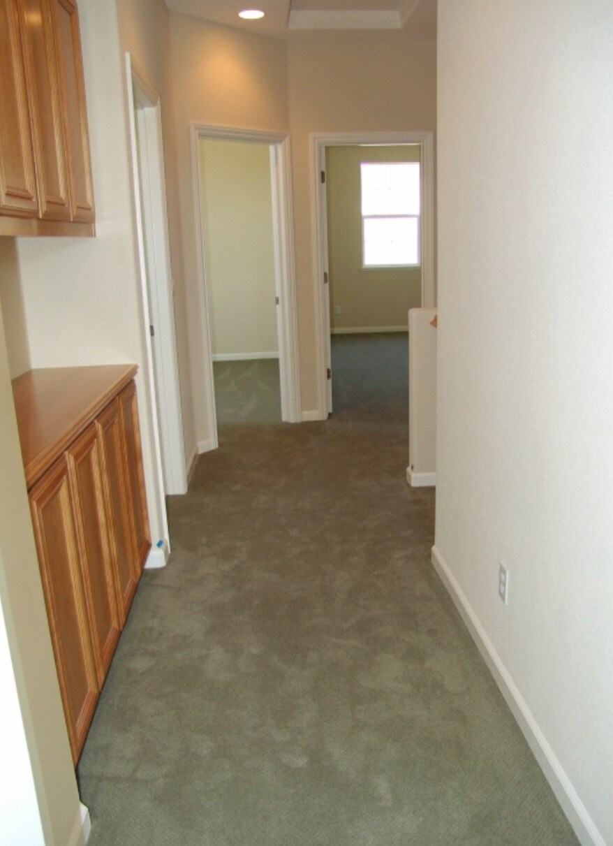 Building Photo - 429 Ranger Ct