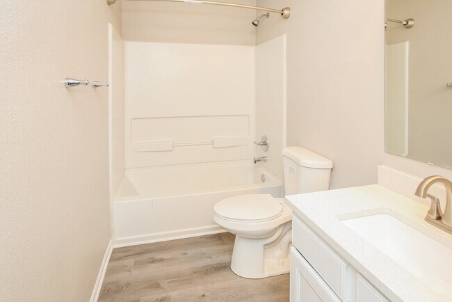 Building Photo - 8636 Wheatfield Dr