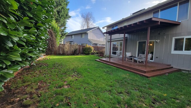 Building Photo - Beautiful 3 bdrm home in a great Lacey loc...