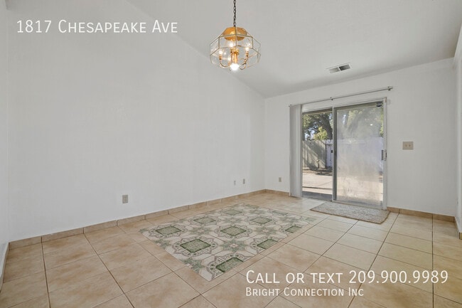 Building Photo - 1817 Chesapeake Ave