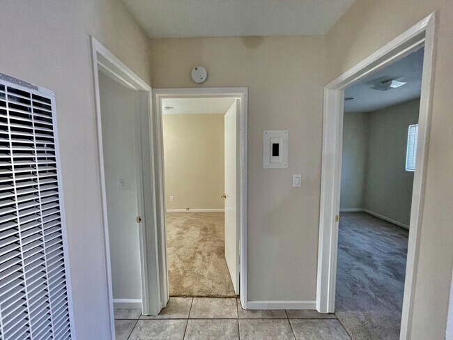 Building Photo - Temple