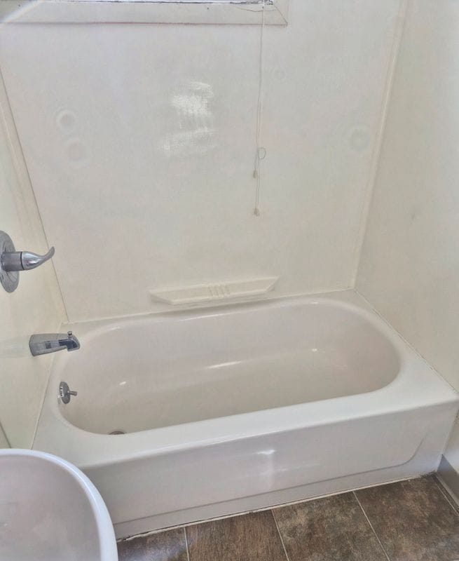 Building Photo - 212 Sycamore St