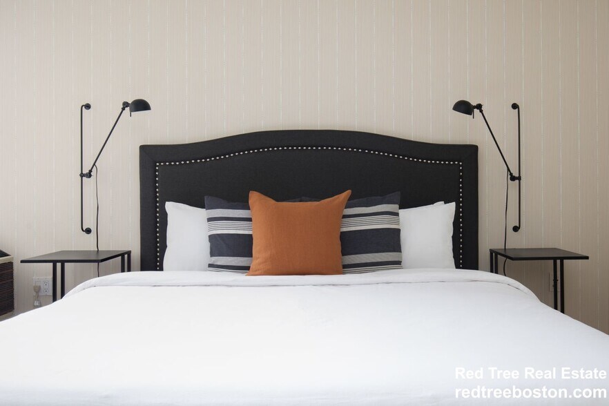 Building Photo - 175 Freeman St