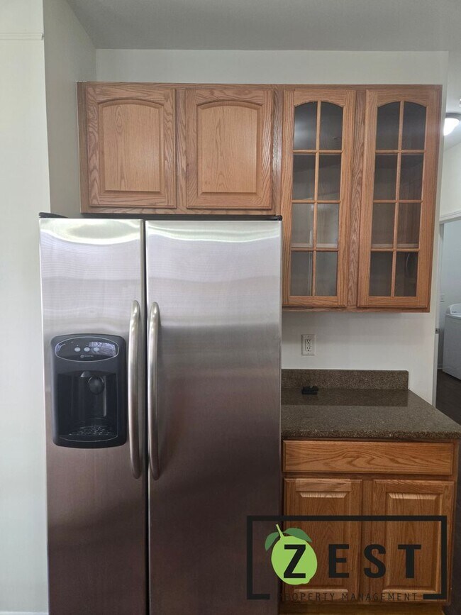 Building Photo - OPEN HOUSE 4/27 3-3:30 PM! First floor 2 Bed 2 Bath Condo with tons of amenities!