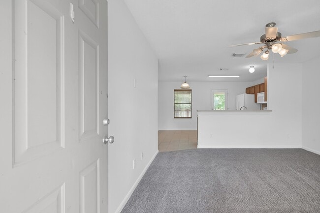 Building Photo - 5440 N Buffalo Cir