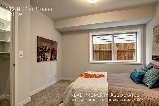 Building Photo - 112 N 41st St