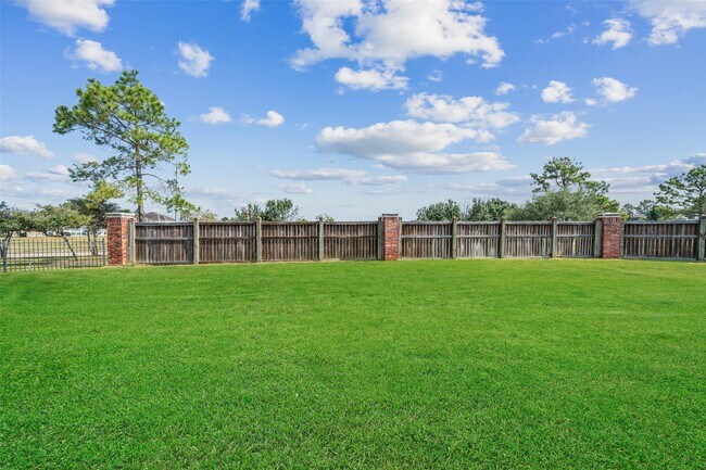 Building Photo - 23010 Prairie Lake court