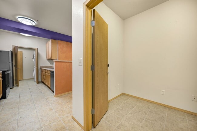 Building Photo - 512 Darby Dr