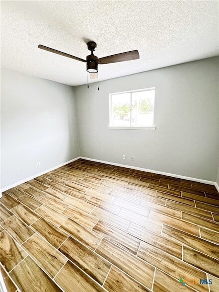 Building Photo - 1901 N 10th St