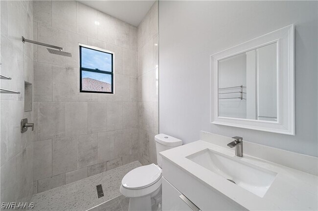 Building Photo - 2509 SW 37th Terrace