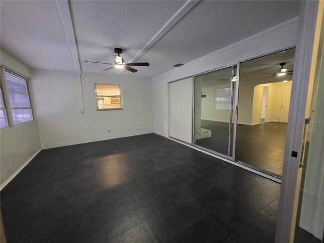 Building Photo - 5611 6th St