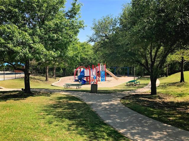 Building Photo - 2417 Brenham Dr