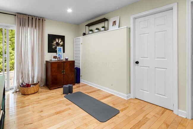 Building Photo - 7093 S Section Line Rd