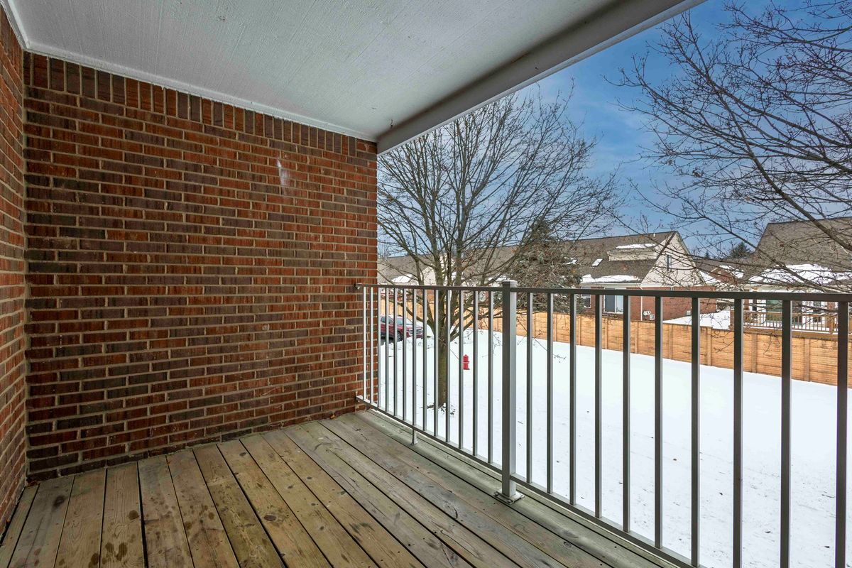 Building Photo - 4289 Berkshire Dr