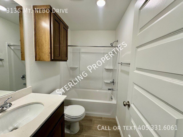 Building Photo - 3136 Mt Nebo Dr