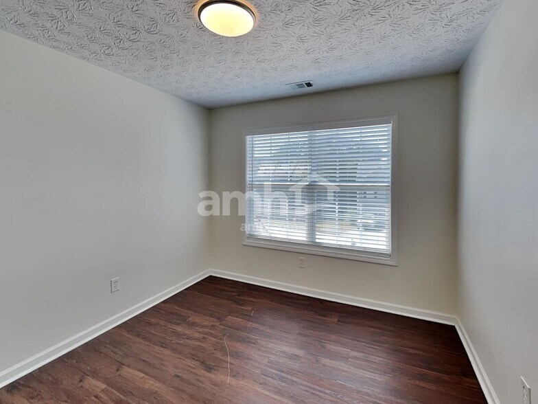 Building Photo - 1307 Bramlett Forest Ct SE
