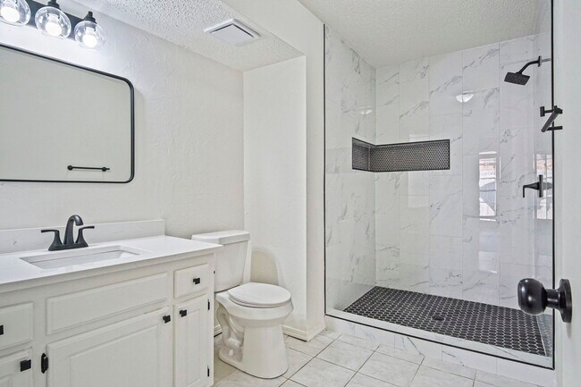 Building Photo - 8408 NW 109th St