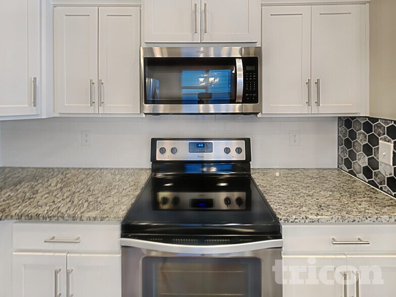 Building Photo - 1326 Sula Dr