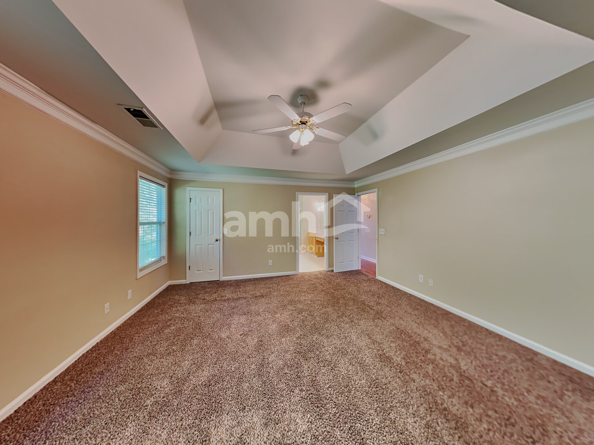 Building Photo - 1200 Evergreen Oak Way