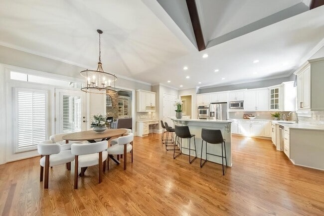 Building Photo - 11180 W Rd