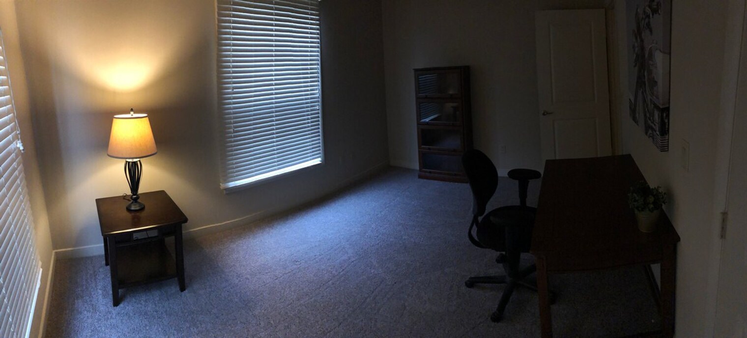 Building Photo - 31 Station Ct