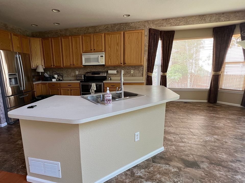 Building Photo - 5022 S Malaya Way