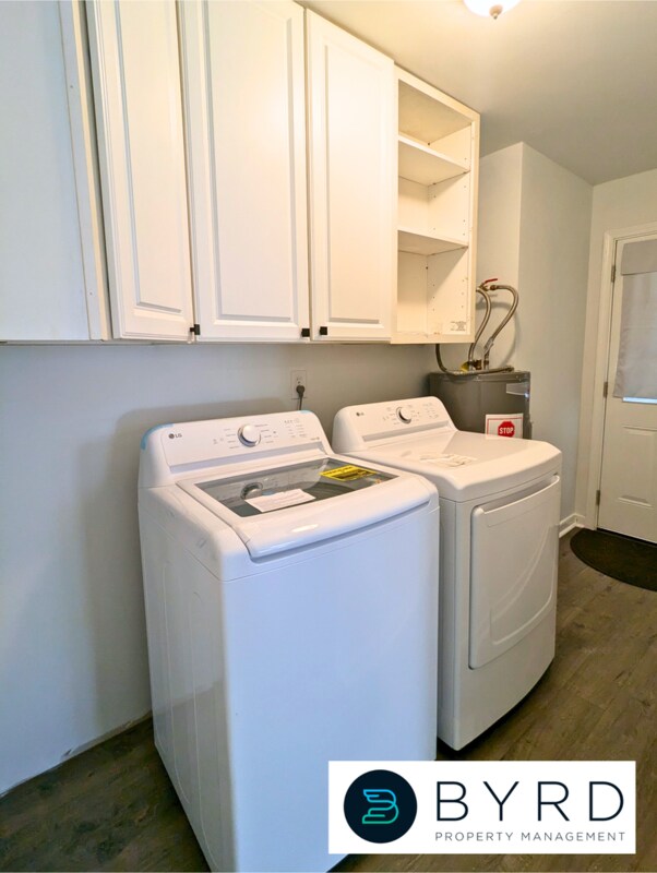 Building Photo - 5006 Glen Tara Dr