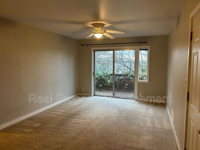 Building Photo - 6805 103rd Ave NE