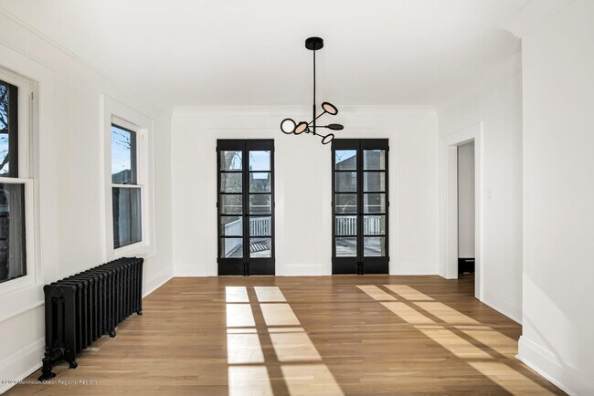 Building Photo - 23 Lincoln Ave