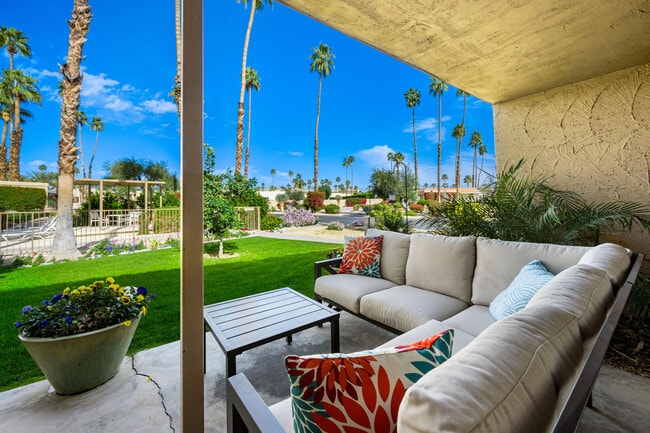 Building Photo - 76705 Sandpiper Dr