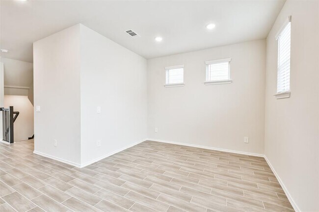 Building Photo - 10503 Marston Vineyard Dr
