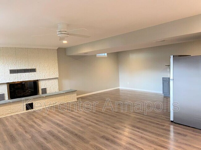 Building Photo - 840 Valentine View