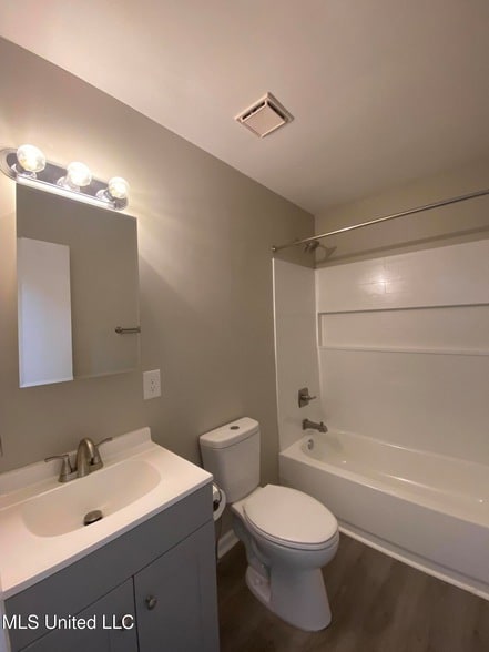 Building Photo - 117 Interstate Farm Rd