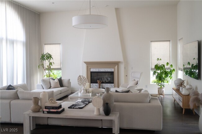 Building Photo - 11824 Kingsbarns Ct