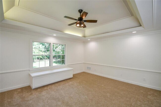 Building Photo - 17040 Birmingham Rd