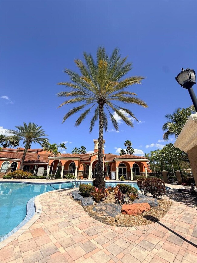 Building Photo - 4602 SW 160th Ave