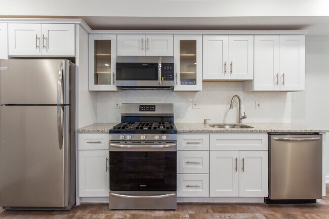 New Kitchen w Dishwasher - 1318 S Broad St