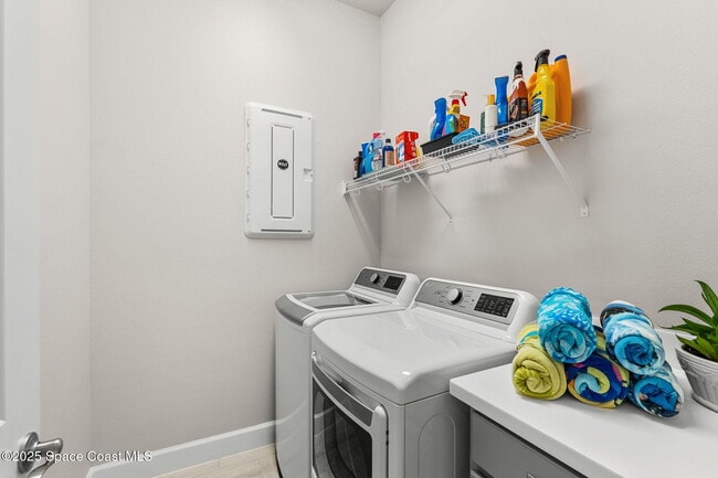 Building Photo - 7969 Cache Crk Ln