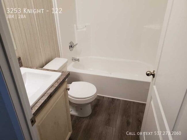 Building Photo - 3253 Knight-122