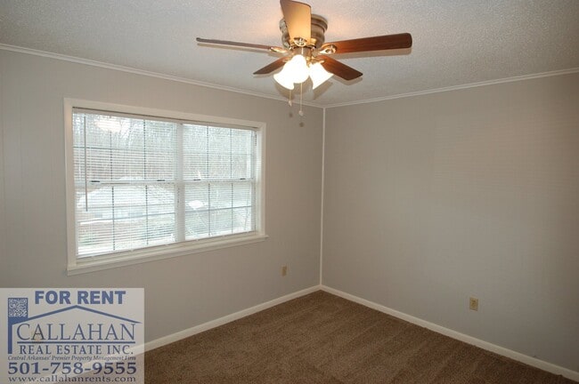 Building Photo - Benton Home