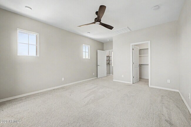 Building Photo - 291 E Markwood Dr