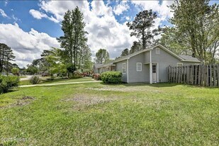 Building Photo - 107 Millhouse Rd