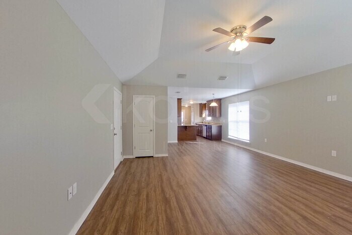 Building Photo - 16107 Hoiles Ave