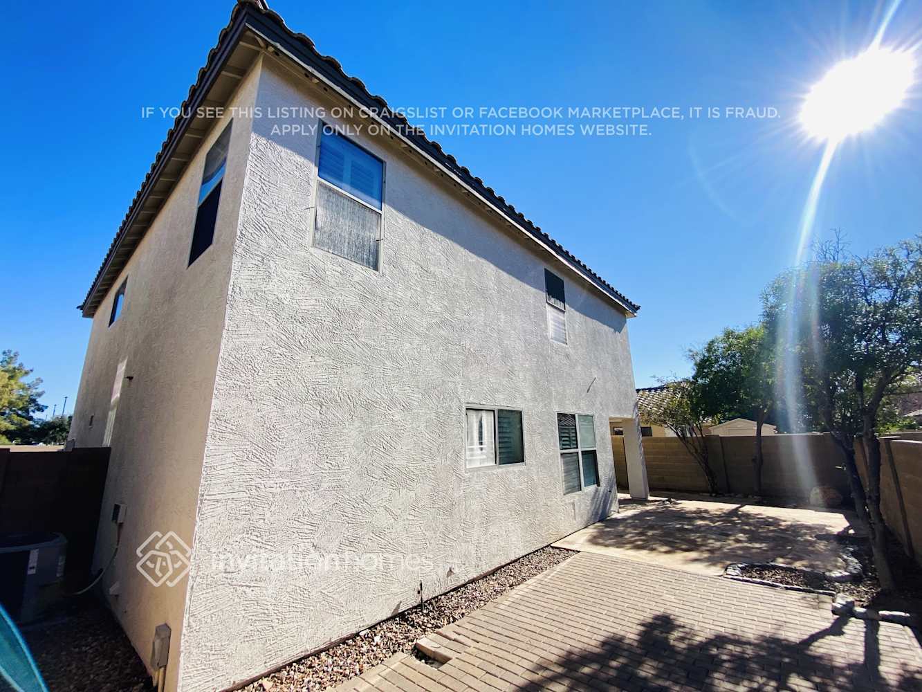 Building Photo - 6062 S Bell Pl