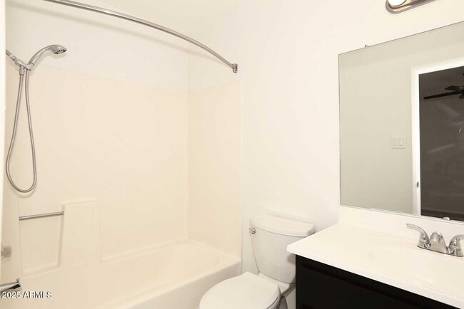 Building Photo - 93 N Cooper Rd