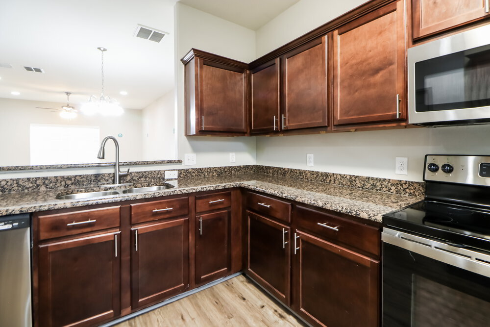 Building Photo - 420 Sapphire Ln