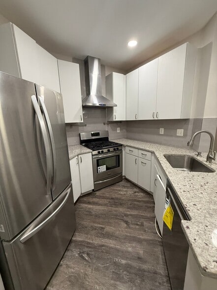 Building Photo - 14301 Rosy Ln